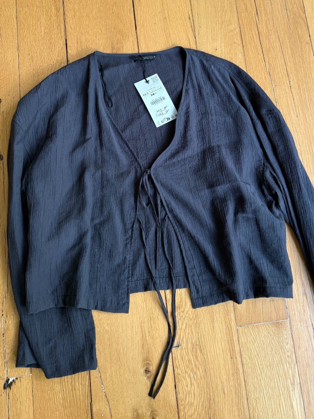 ZARA light textured black wrap top size XS-S, NWT